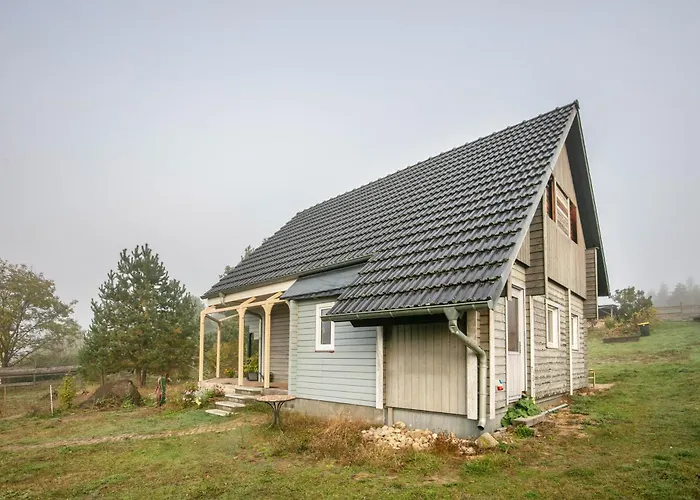 Holzhaus Am Waldrand